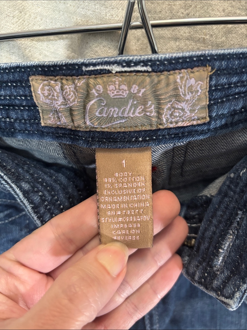 Vtg Candie's Y2K Wide-Leg Denim Capri Jeans 1 Multi Stitch Patch Pocket Coulotte - Picture 3 of 12